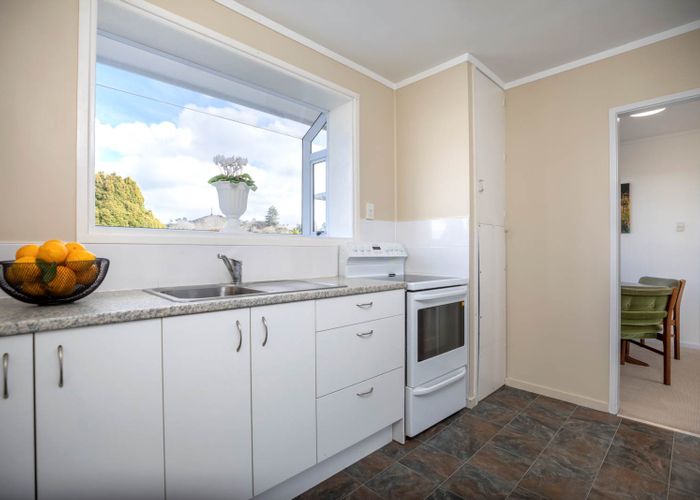  at 2/28 Matai Road, Greenlane, Auckland