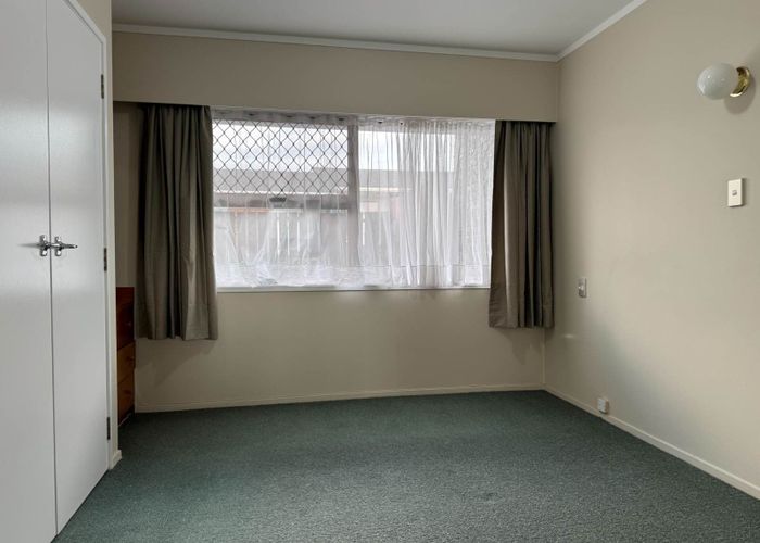  at 2/14 New Windsor Road, Avondale, Auckland City, Auckland