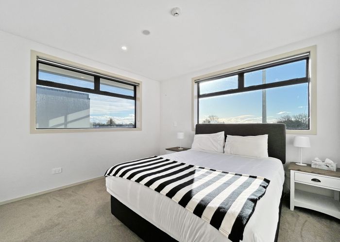  at 2/378 Worcester Street, Linwood, Christchurch City, Canterbury