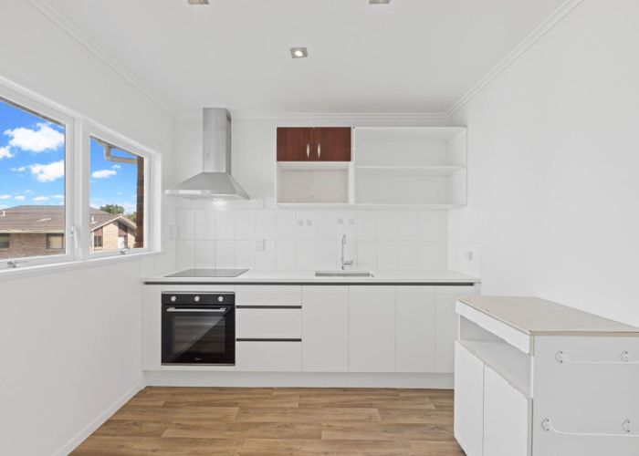  at 2/5 Esmonde Road, Takapuna, North Shore City, Auckland