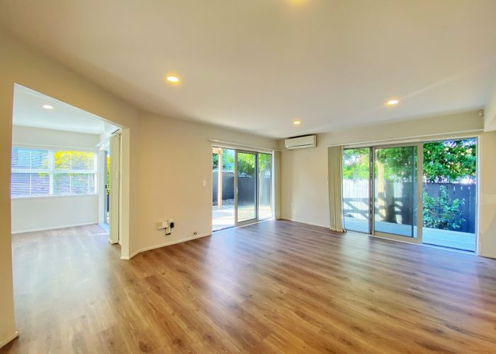  at 3/11 Woodbine Avenue, Greenlane, Auckland
