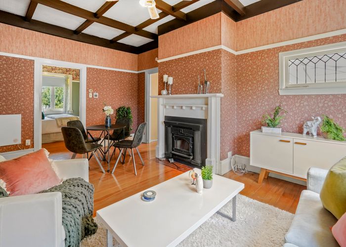  at 110 Lynwood Road, New Lynn, Auckland