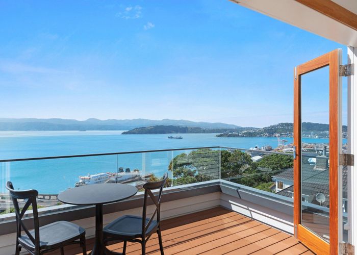  at 24 Anne Street, Wadestown, Wellington