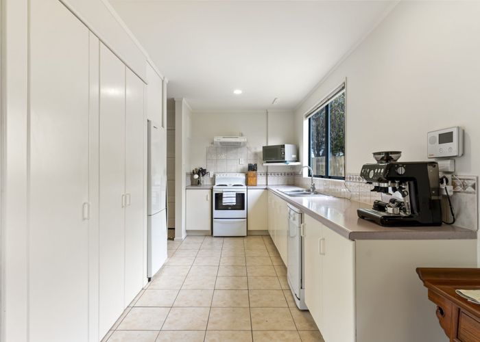 at 16 Landsdale Place, Massey, Auckland