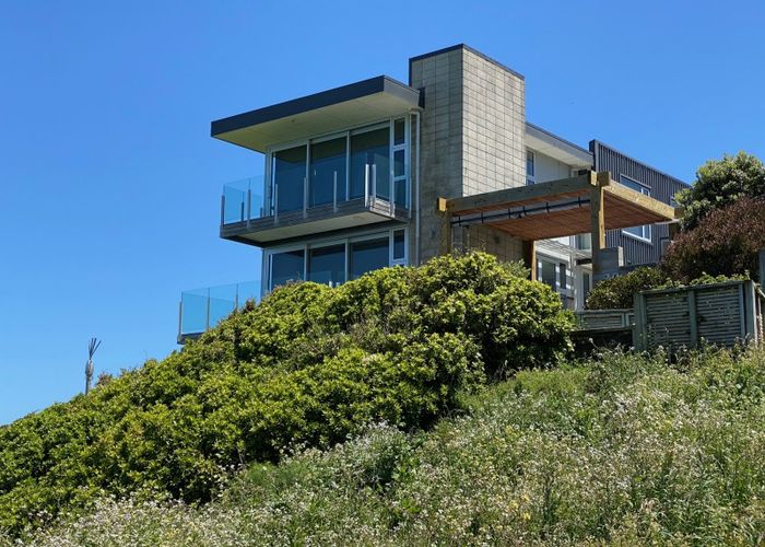  at 21 Bendigo Grove, Newlands, Wellington