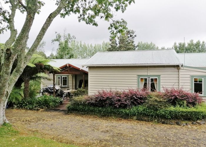  at 281 Woodland Road, Tahawai