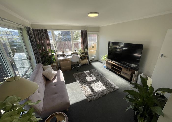  at 1/62 Barbour Street, Waltham, Christchurch