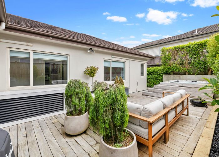  at 25 Stamford Crescent, Flat Bush, Auckland
