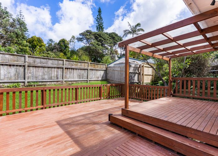  at 16 Dunraven Place, Torbay, North Shore City, Auckland