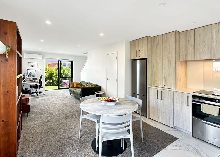  at 3/4 Johnston Grove, Taita, Lower Hutt, Wellington