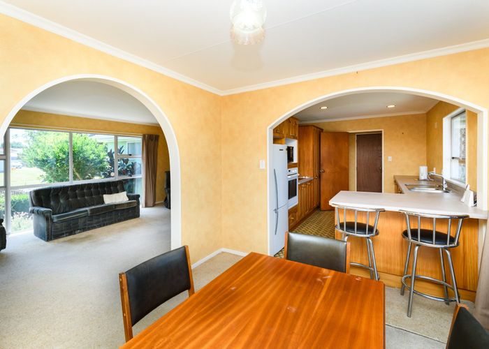  at 46 Hillcrest Drive, Kelvin Grove, Palmerston North