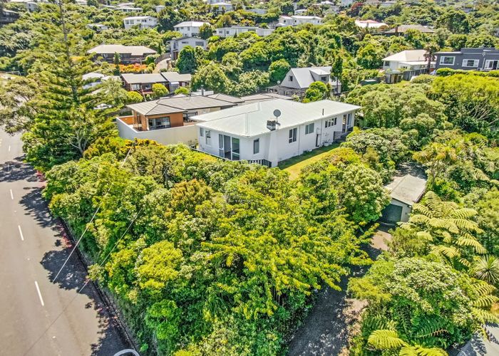  at 4 Pekanga Road, Normandale, Lower Hutt, Wellington