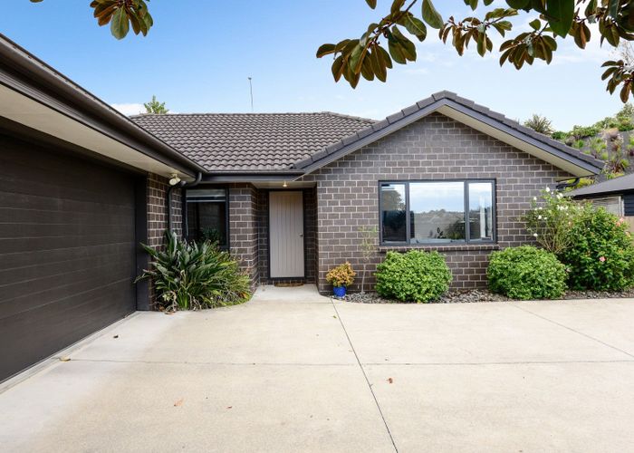  at 7 Swan Lane, Huntington, Hamilton