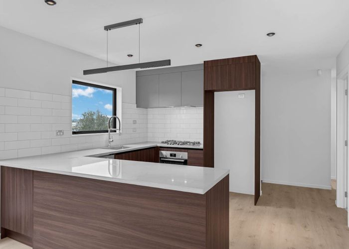  at 51a Fitzwater Place, Henderson, Waitakere City, Auckland