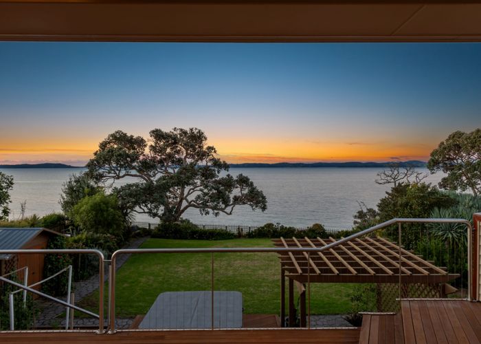  at 33  Pohutukawa Road, Beachlands, Manukau City, Auckland