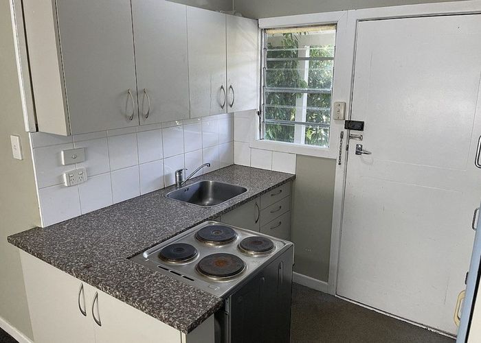  at 316 Blockhouse Bay Road, Avondale, Auckland City, Auckland