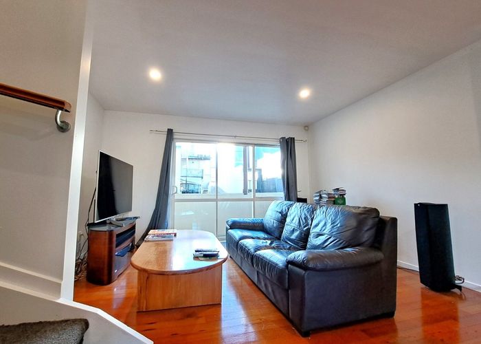  at 202D Hinemoa Street, Birkenhead, North Shore City, Auckland