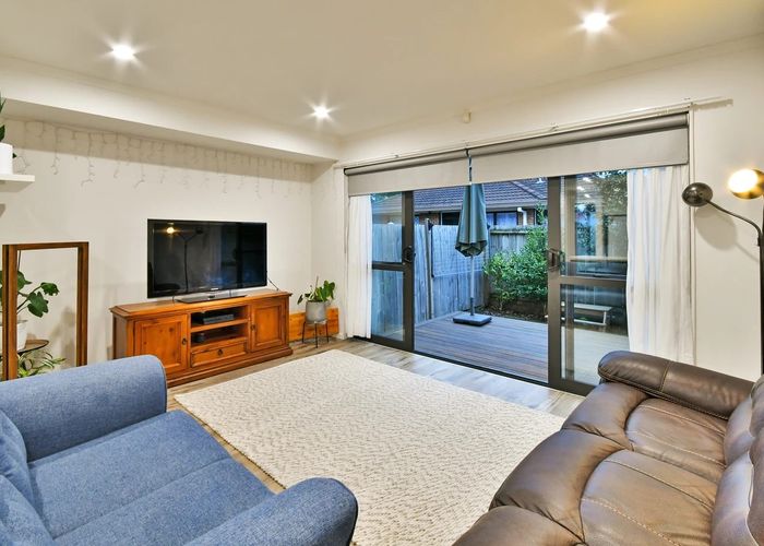  at 4/17 Alfriston Road, Manurewa, Manukau City, Auckland