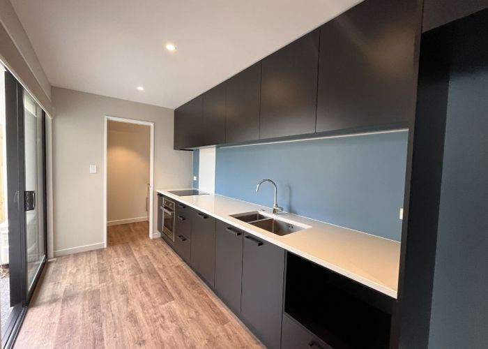  at 4/10 Hurley Street, Christchurch Central, Christchurch