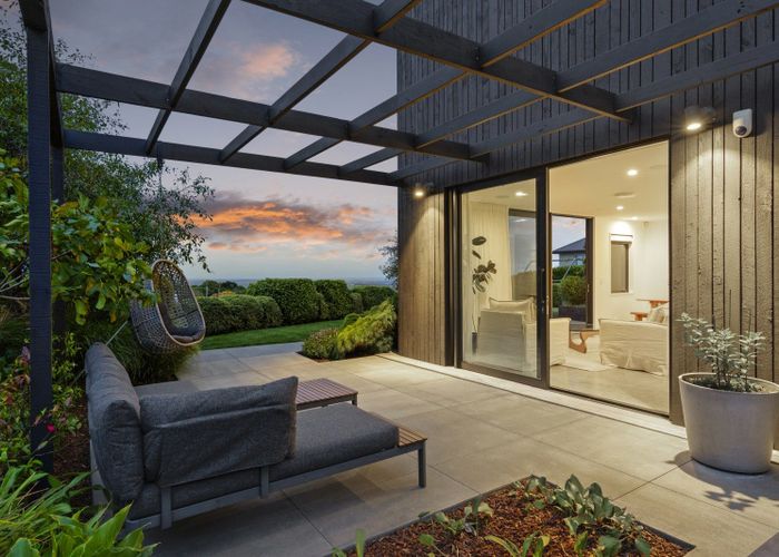  at 17 Old Barrow Heights, Huntsbury, Christchurch