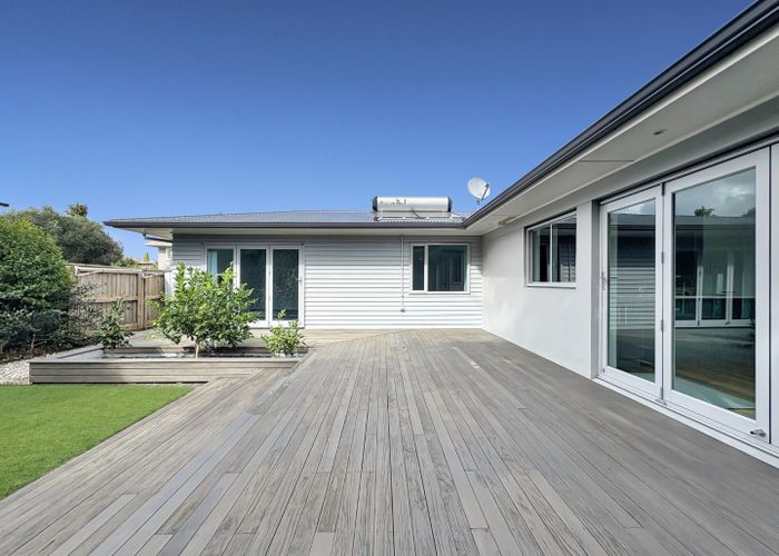  at 916B River Road, Queenwood, Hamilton