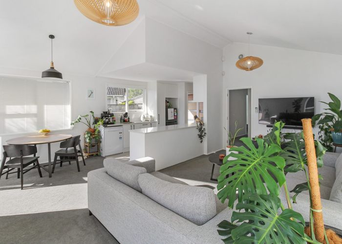  at 37 Wallace Road, Mangere Bridge, Manukau City, Auckland