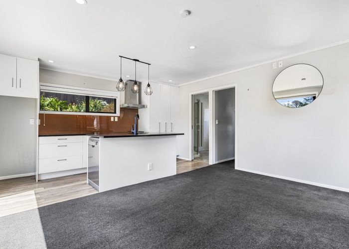  at 2/20 Helena Street, Massey, Waitakere City, Auckland