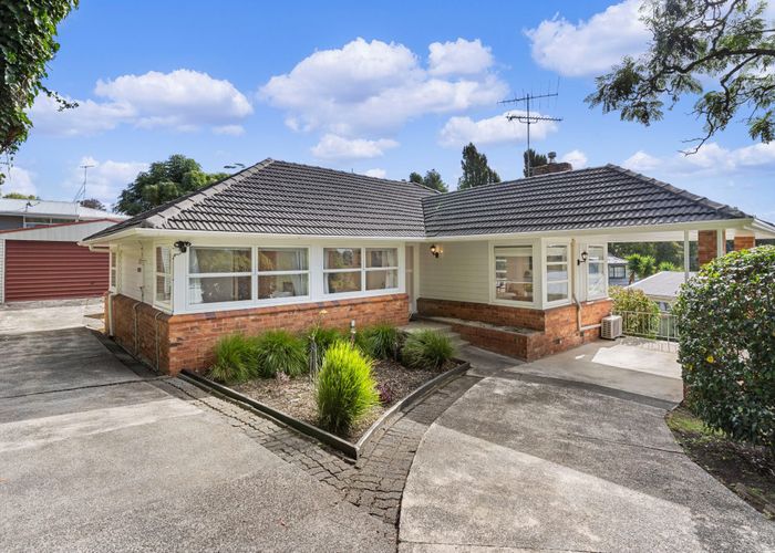  at 8 Tilden Avenue, Hillcrest, Auckland