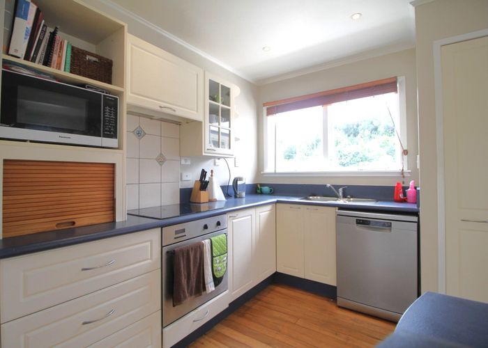  at 38 Larsen Crescent, Tawa, Wellington