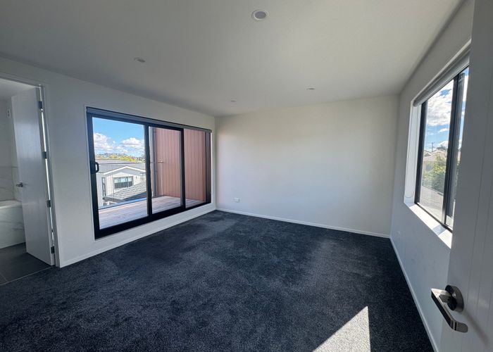  at 8 Harakoa Lane, Mount Roskill, Auckland City, Auckland