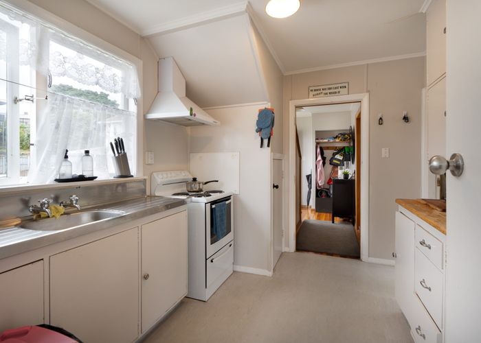  at 24 Derby Place, Cannons Creek, Porirua, Wellington