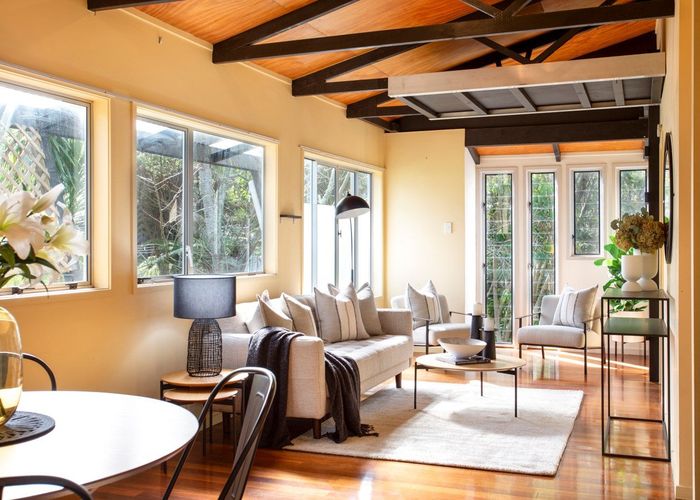  at 2/24 Marina Road, Torbay, Auckland