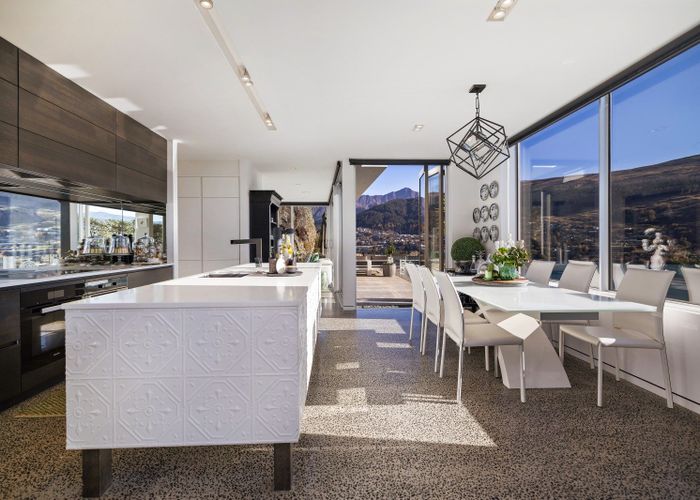  at 292 Peninsula Road, Kelvin Heights, Queenstown-Lakes, Otago