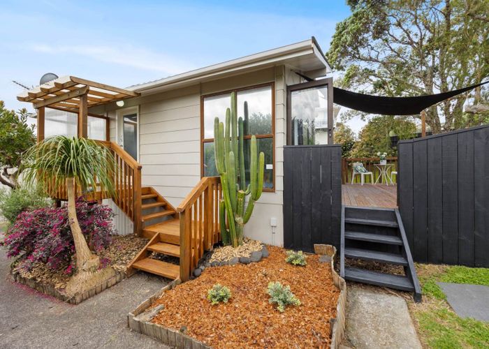 at 5A Morriggia Place, Bayview, North Shore City, Auckland