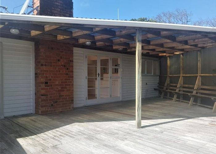  at 292 Hurstmere Road, Takapuna, Auckland
