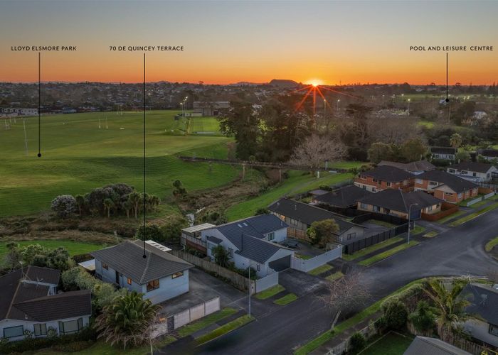  at 70 De Quincey Terrace, Highland Park, Manukau City, Auckland