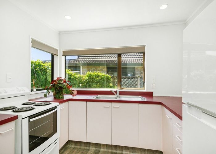  at 2/18 King Street, Petone, Lower Hutt