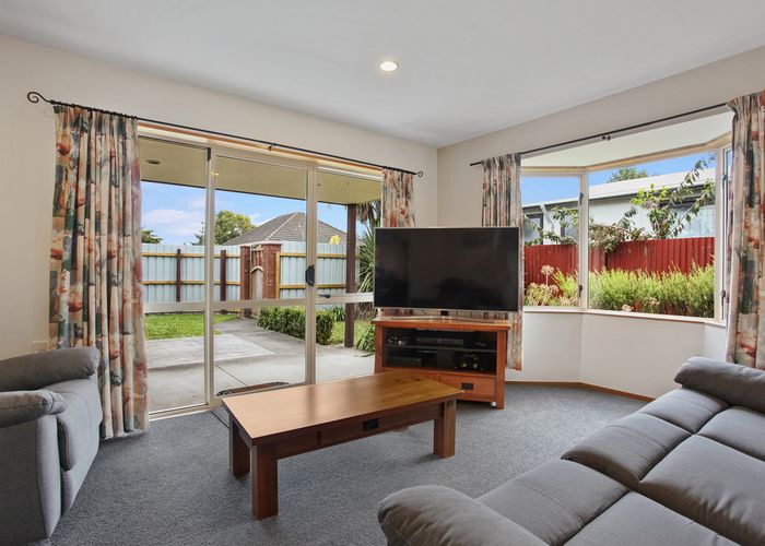  at 1/288 Hills Road, Mairehau, Christchurch