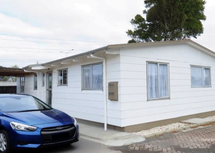  at 77 Chichester Drive, Rosehill, Papakura, Auckland