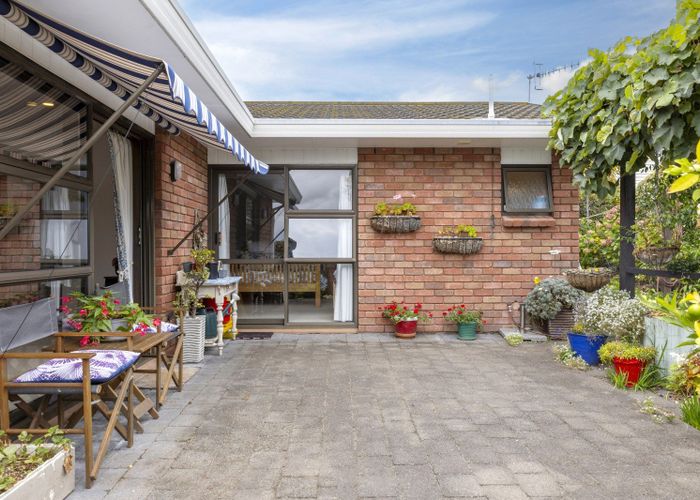  at 2/67 Ngamotu Road, Hilltop, Taupō