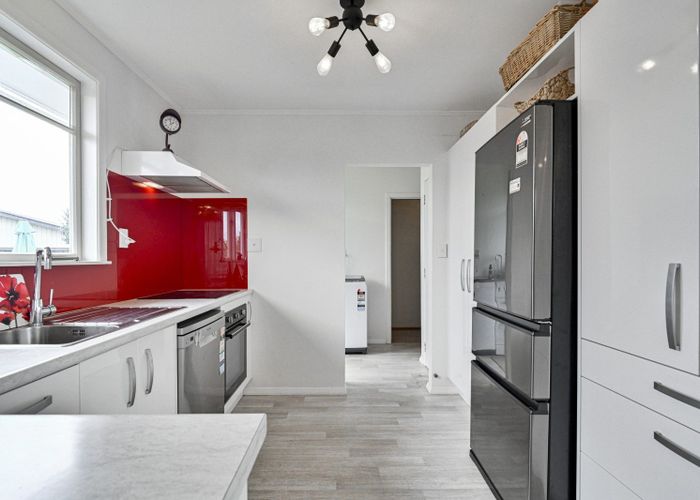  at 1410 Caroline Road, Mayfair, Hastings