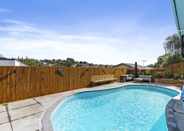  at 2/15 Eastwood Rise, Browns Bay, North Shore City, Auckland