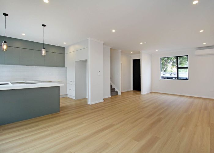  at 2B Sanda Road, Panmure, Auckland City, Auckland