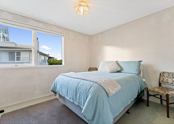  at 65 Potter Avenue, Northcote, North Shore City, Auckland