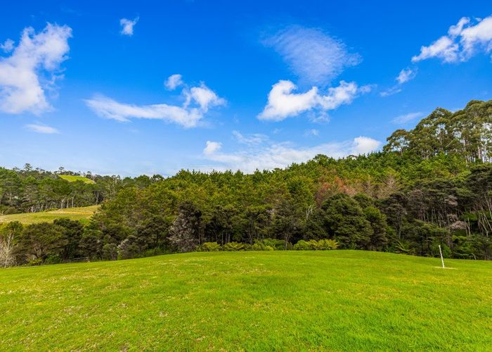  at 91 Sunnyvale Road, Massey, Auckland