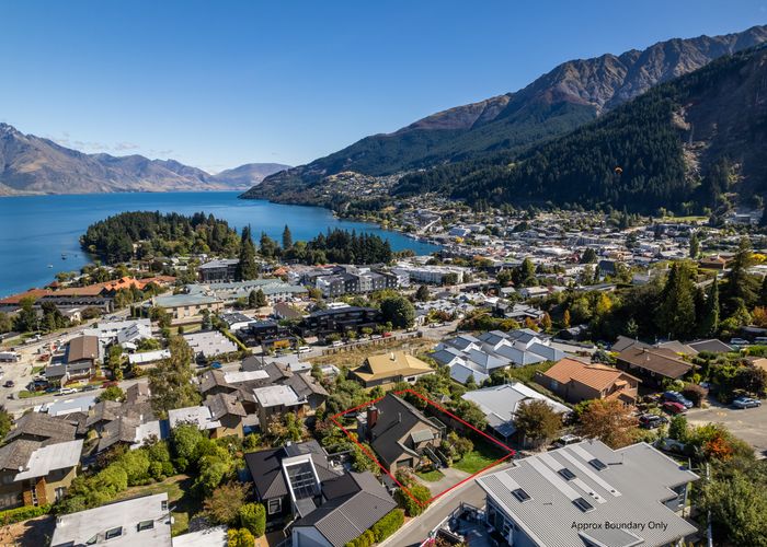  at 22 Dublin Street, Queenstown, Queenstown