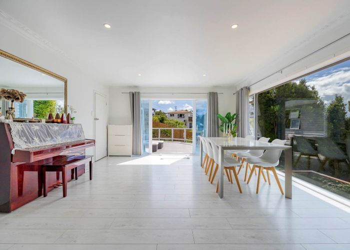  at 90 Matipo Road, Mairangi Bay, North Shore City, Auckland