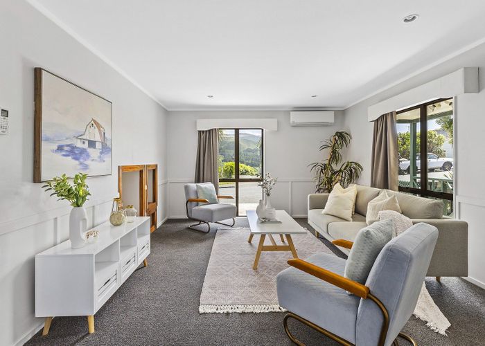  at 52 Frobisher Street, Island Bay, Wellington