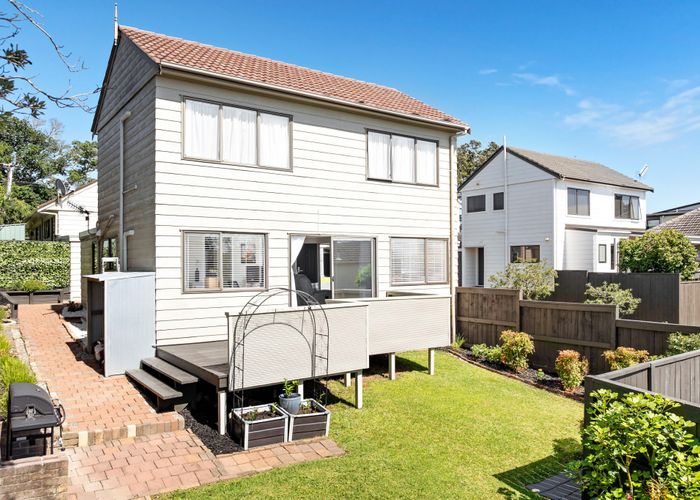  at 15M Roseberry Avenue, Birkenhead, North Shore City, Auckland