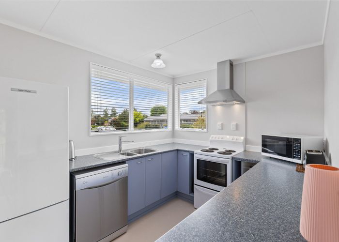  at 39 Hibiscus Avenue, Hamilton Lake, Hamilton, Waikato